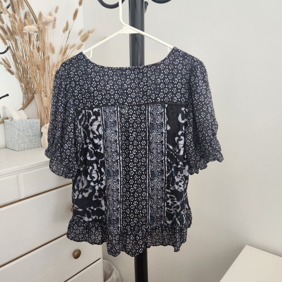 Lucky Brand | Floral Puff Sleeve Blue Short Sleeve Women's Blouse, Size Med - Picture 4 of 6